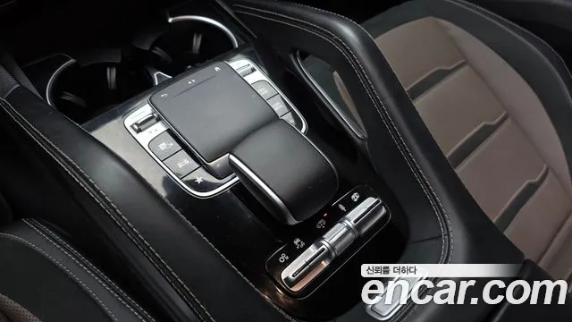 Mercedes-Benz GLE-Class — Фото автомобиля 26