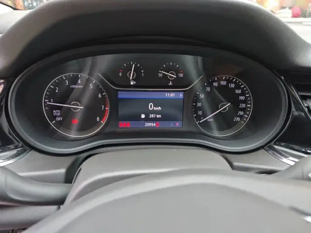 Buick Regal — Фото автомобиля 13