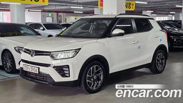Фотография автомобиля — KGM Tivoli Very New