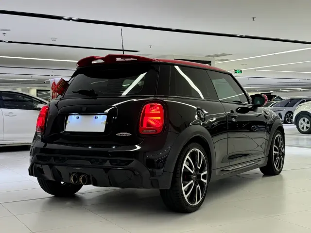 MINI John Cooper Works — Фото автомобиля 4