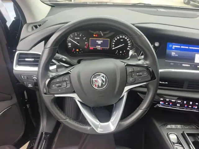 Buick Enclave — Фото автомобиля 10