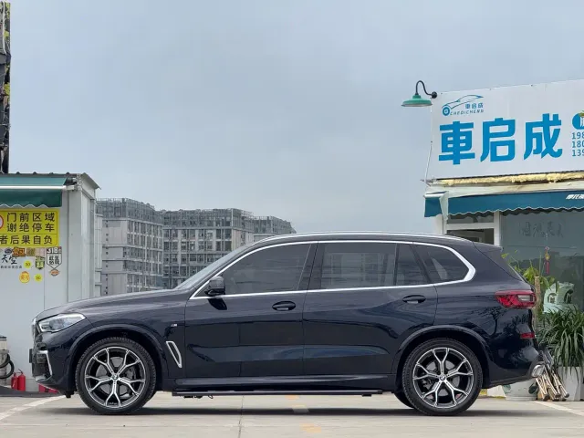 BMW X5 — Фото автомобиля 3