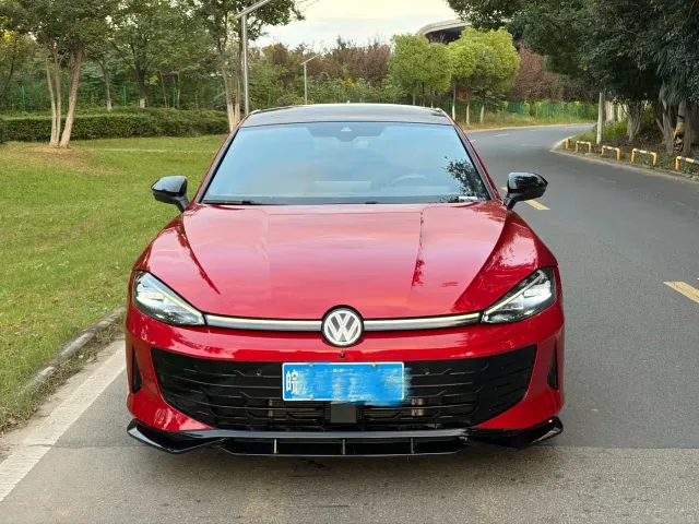 Volkswagen Lamando — Фото автомобиля 8