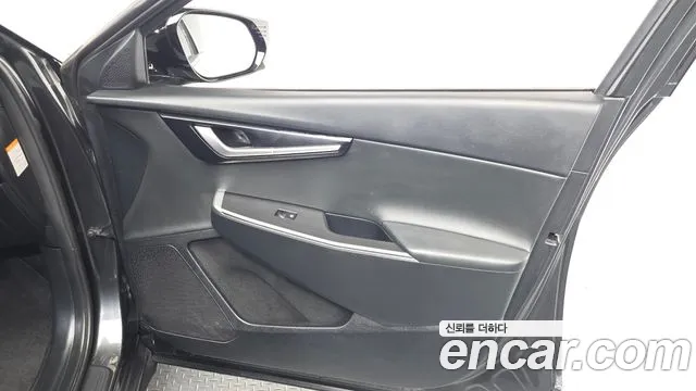 Kia EV6 — Фото автомобиля 13