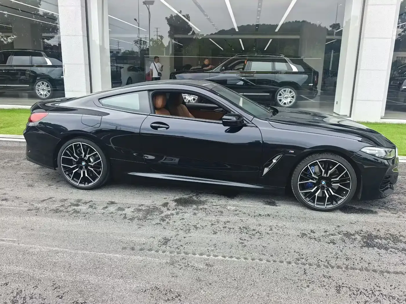 BMW BMW 8 Series 2022 840i Coupe M Sport Package — Фото автомобиля 2
