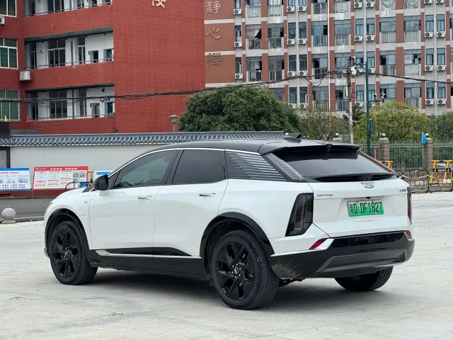 Cadillac Optiq — Фото автомобиля 10