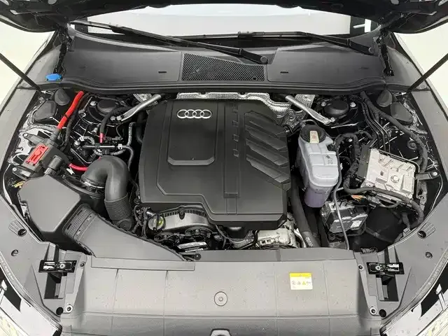 Audi A7L — Фото автомобиля 17