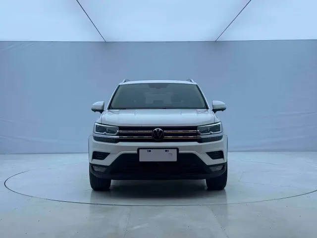 Volkswagen Tharu — Фото автомобиля 2