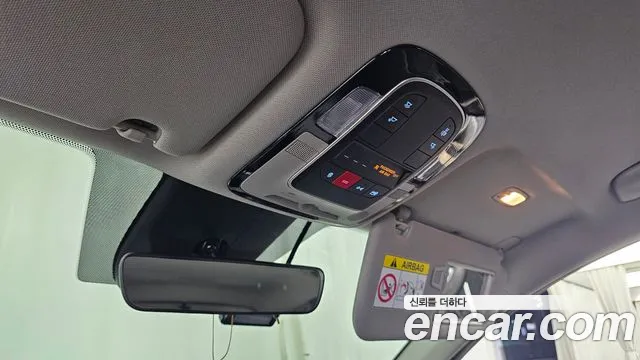 Hyundai Santa Fe — Фото автомобиля 24