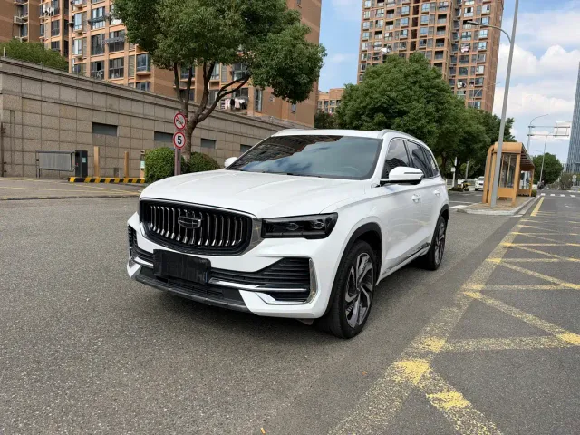 Фотография автомобиля — Geely Xingyue L