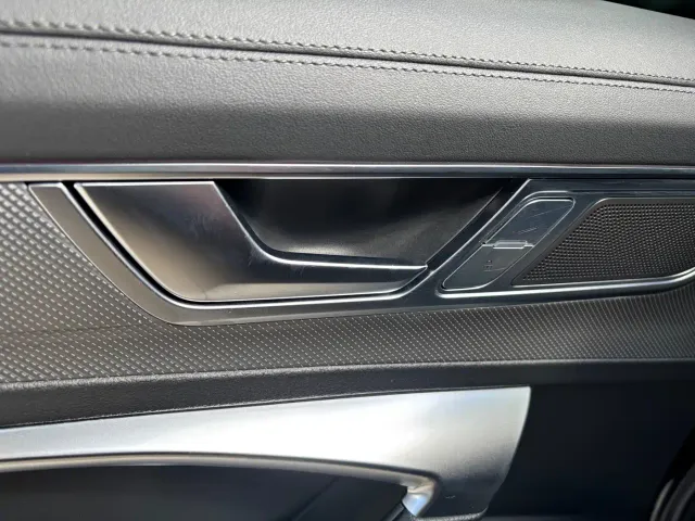 Audi A6L — Фото автомобиля 27