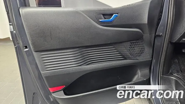 Hyundai Staria — Фото автомобиля 13