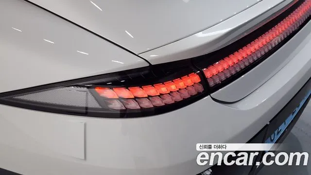 Hyundai Ioniq6 — Фото автомобиля 21
