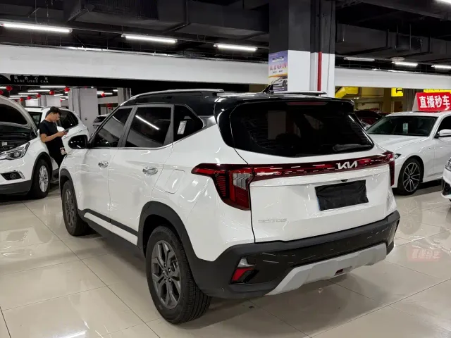 Kia Seltos — Фото автомобиля 7
