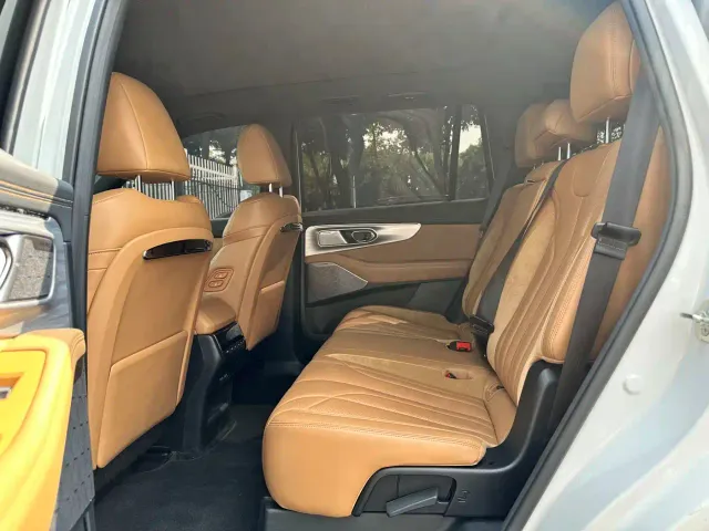 GAC Trumpchi ES9 — Фото автомобиля 15