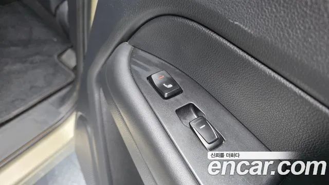 KG_Mobility_Ssangyong Rexton Новый Rexton Sport Khan Дизель 2.2 4WD — Фото автомобиля 19