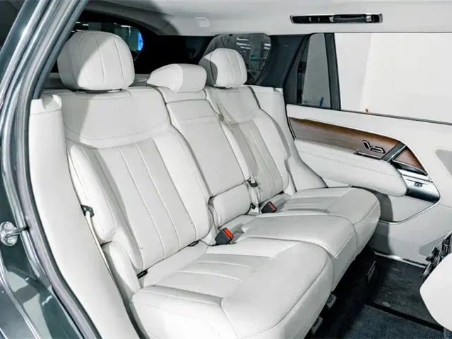 Land Rover Range Rover — Фото автомобиля 24