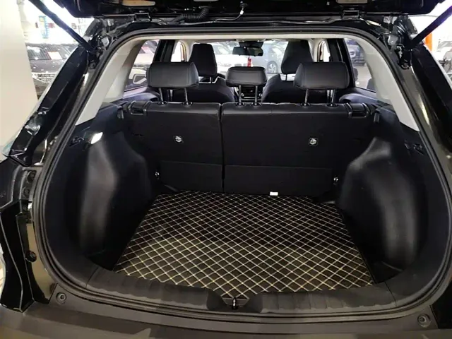 Toyota Frontlander — Фото автомобиля 18
