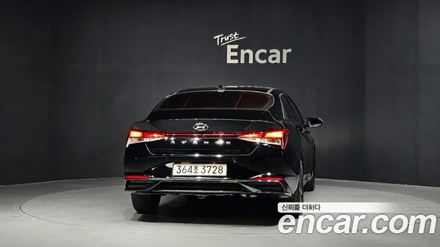 Hyundai AVANTE Avante (CN7) — Фото автомобиля 4
