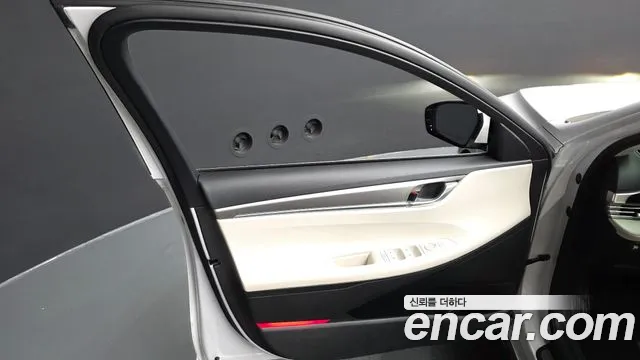 Hyundai Grandeur New — Фото автомобиля 13