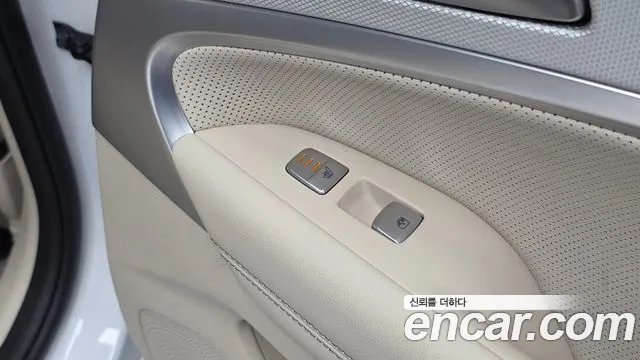 Genesis G70 New — Фото автомобиля 30