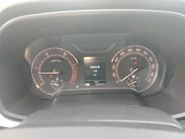 Maxus T70 — Фото автомобиля 11