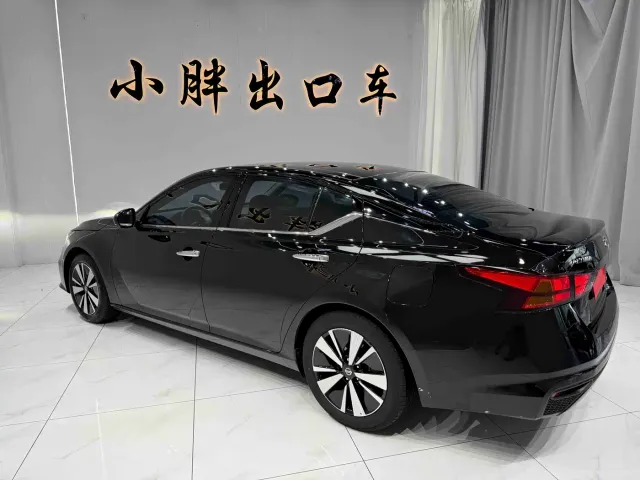 Nissan Teana — Фото автомобиля 6