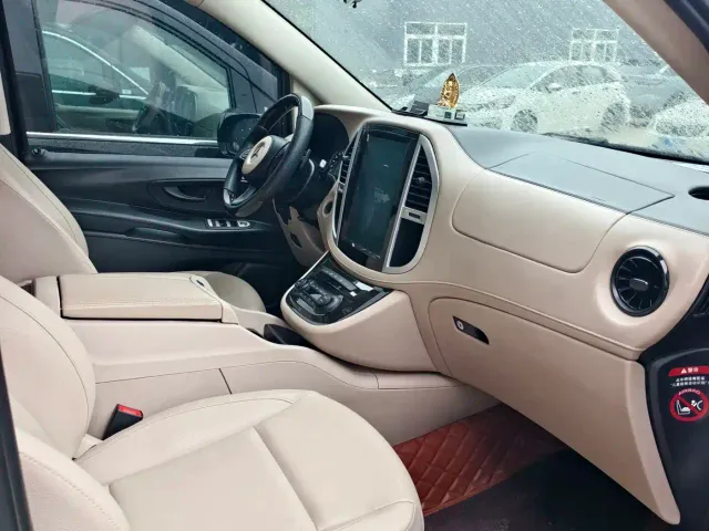 Mercedes-Benz Vito — Фото автомобиля 7