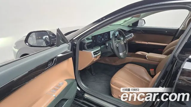 Hyundai Grandeur GN7 — Фото автомобиля 15