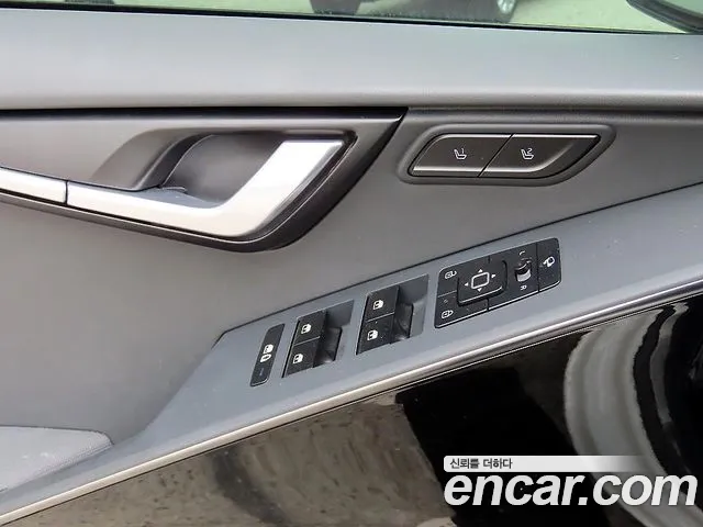 Kia Niro The All New Niro Signature — Фото автомобиля 12