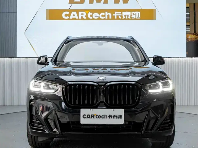 Фотография автомобиля — BMW X3
