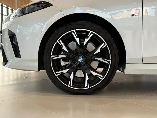 BMW 2 Series — Фото автомобиля 10