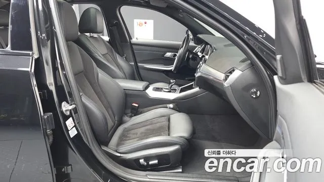 BMW 3-Series 3 серия (G20) 320i M Sport — Фото автомобиля 11
