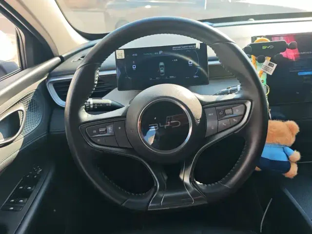 BYD Seal 05 DM-i — Фото автомобиля 15