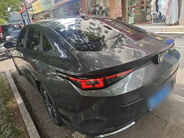 Changan Lamore — Фото автомобиля 22