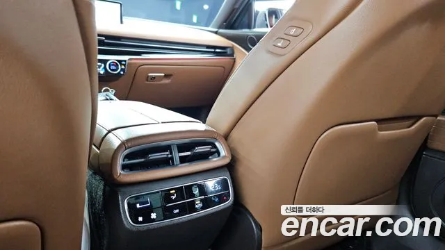 Genesis G80 RG3 — Фото автомобиля 30