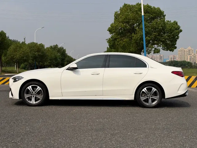 Mercedes-Benz C-Class — Фото автомобиля 7