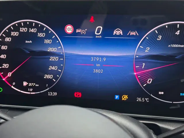 Mercedes-Benz C-Class — Фото автомобиля 9