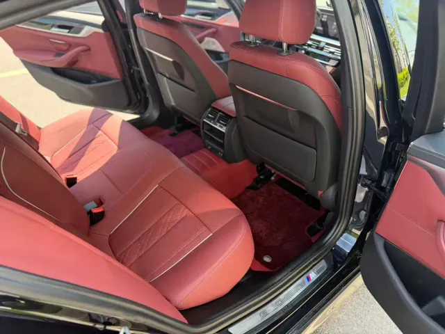 BMW 5 Series — Фото автомобиля 9