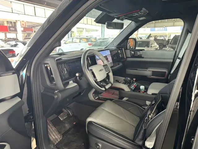 BYD FangChengBao Leopard 5 — Фото автомобиля 7