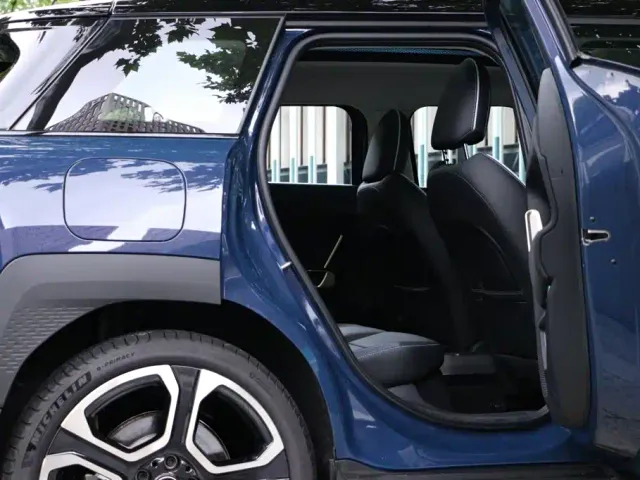 MINI Electric MINI ACEMAN — Фото автомобиля 13