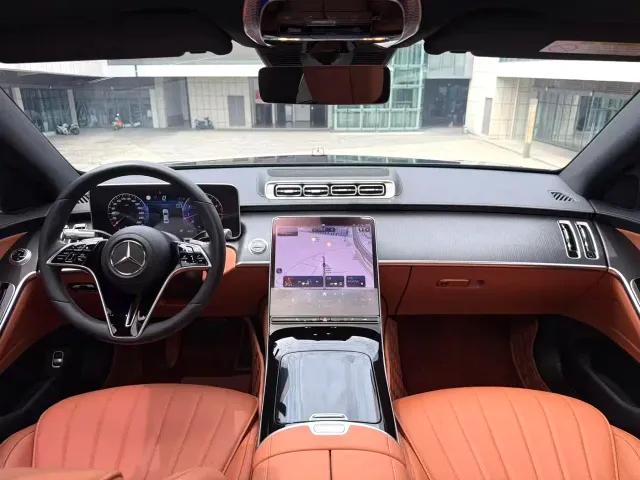 Mercedes-Benz S-Class — Фото автомобиля 10