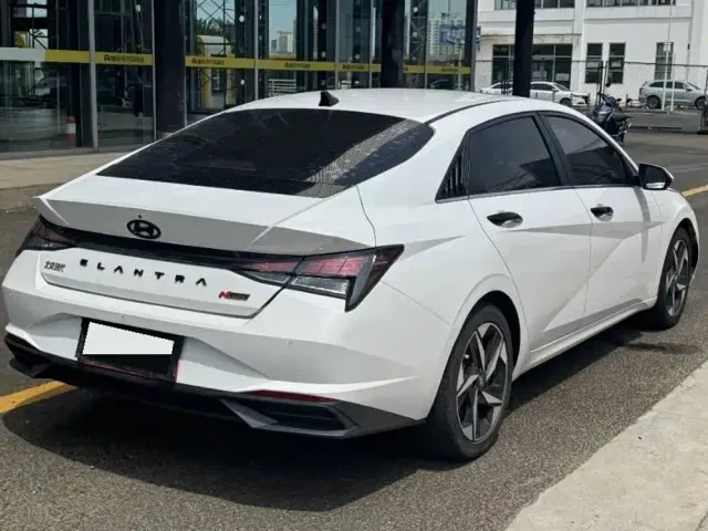 Hyundai Elantra — Фото автомобиля 7