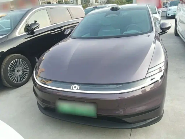 Changan Qiyuan A06 — Фото автомобиля 2