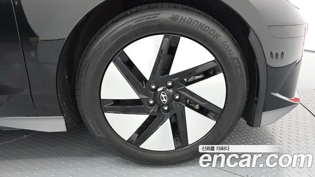 Hyundai Ioniq 6 — Фото автомобиля 6