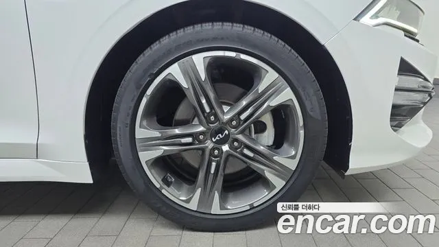 Kia K5 K5 3 поколение 1.6 Turbo — Фото автомобиля 5