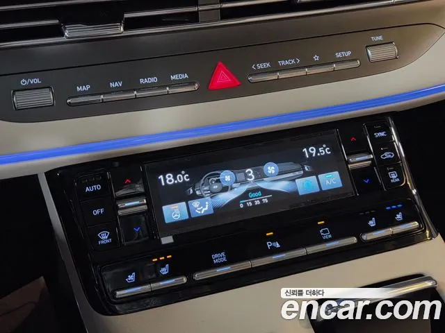 Hyundai Grandeur Grandeur (New) — Фото автомобиля 16