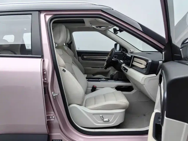 Geely ICON — Фото автомобиля 23