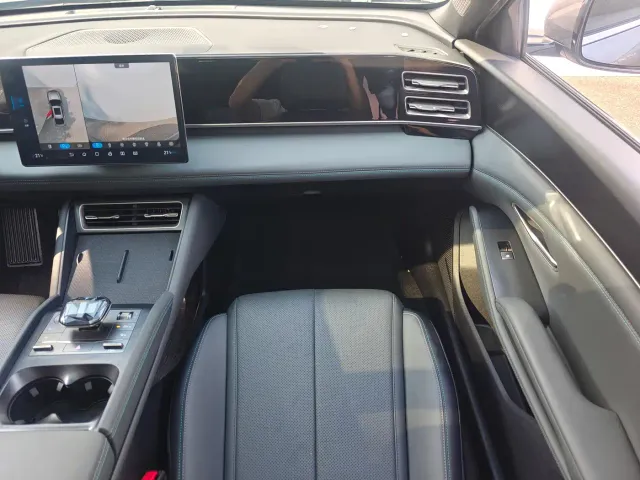BYD Qin L — Фото автомобиля 11