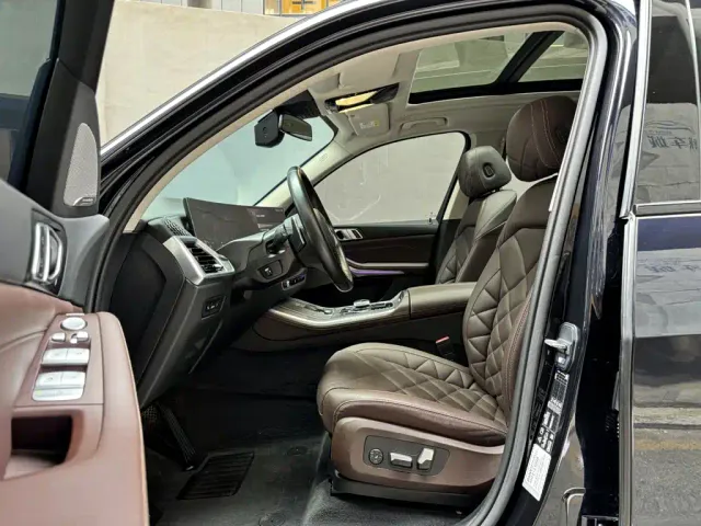 BMW X5 — Фото автомобиля 9